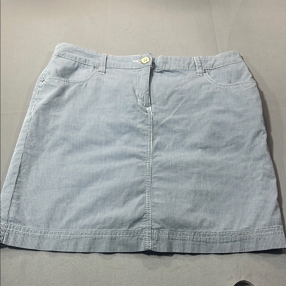 Karen Scott skort size 8p - Picture 1 of 7